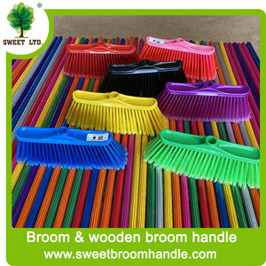 Escobas de limpieza para el hogar al por mayor de fábrica china con palo, palos de escoba - Product Image 4