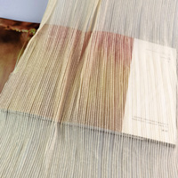 Vente en gros, polyester de haute qualité, multicolore en option, tulle, tissu en maille plissée