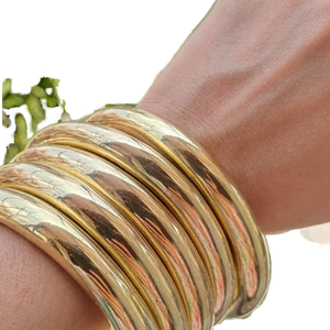 Bracelets en acier inoxydable creux empilables épais de 10 mm de large, brillants, résistants à l'eau et à la ternissure, de style chunky, ouverts, dorés, tendance - Product Image 1