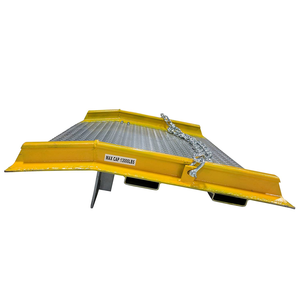 Plateforme de quai en aluminium légère équipée d'un dispositif de connexion pour chariot élévateur. Utilisée pour le chargement et le déchargement au quai. - Product Image 2
