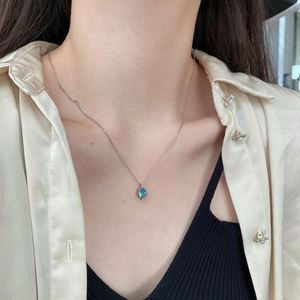 สร้อยคอจี้เพชร CZ เงินแท้ 925 ชุบทอง 18K ดีไซน์ทันสมัยจาก Dylam Fashion มีสินค้าพร้อมส่ง ไม่มีขั้นต่ำในการสั่งซื้อ สำหรับผู้หญิง - Product Image 4
