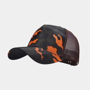 Gorra trucker de terciopelo holandés Hn05 personalizada, gorra de béisbol de 5 paneles con diseño de sublimación en gamuza y tela de malla - Product Image 3