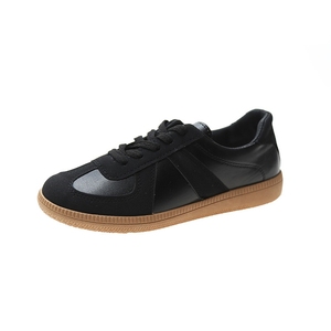 Zapatos blancos unisex de cuero de vaca, zapatillas planas informales con cordones para hombre y mujer, zapatillas de tenis a la moda, cómodas para correr, zapatos para parejas de talla grande - Product Image 1