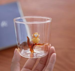 Toptan özel cam kupa içinde <span class=keywords><strong>3D</strong></span> maymun ile el üflemeli cam kulplu fincan kahve fincanı yılbaşı hediyeleri - Product Image 4