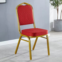Chaises de salle à manger d'hôtel empilables portables en acier inoxydable faites à la main avec coussin en mousse haute densité pour les banquets de mariage