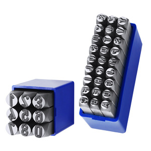 เครื่องมือปั๊มเหล็กอัลลอยด์ความแข็งสูงสำหรับการเข้ารหัสตัวอักษรและตัวเลข อุปกรณ์ตอกตัวอักษรเหล็ก บรรจุในกล่อง - Product Image 1