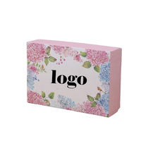 Boîte d'emballage pour vêtements en carton rigide de haute qualité, rose vif, avec revêtement UV, gaufrage, design personnalisé, base amovible à deux pièces, pour chaussettes