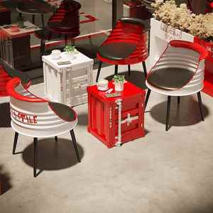 Tables en fer à huile <span class=keywords><strong>de</strong></span> style <span class=keywords><strong>industriel</strong></span>, ensembles <span class=keywords><strong>de</strong></span> meubles <span class=keywords><strong>de</strong></span> <span class=keywords><strong>bar</strong></span> commerciaux créatifs pour les cabines <span class=keywords><strong>de</strong></span> café des hôtels, l'école des centres commerciaux. - Product Image 1