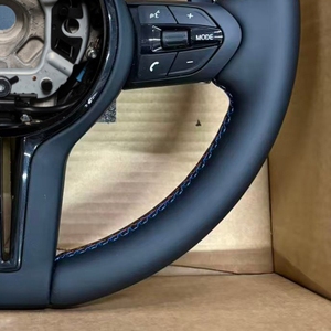 Volant de direction pour BMW BMW F30 F10 F20 F32 F36 F22 F11 F82 F15 F31 F82 M4 M5 F90 F80 M3 X5 F15 F06 535i F10 - Product Image 5