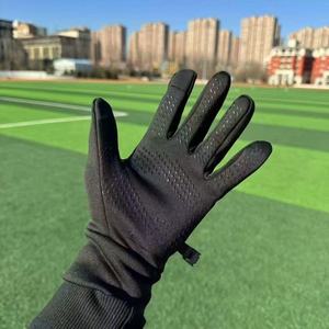 <span class=keywords><strong>Gants</strong></span> de football pour hommes avec doublure <span class=keywords><strong>en</strong></span> fourrure chaude, paume antidérapante, compatibles avec les écrans tactiles, détection des aiguilles, <span class=keywords><strong>gants</strong></span> de gardien de but - Product Image 4