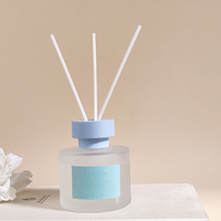 Logo personnalisé bouteille en verre parfum huile essentielle roseau arôme parfum diffuseur roseau coffrets-cadeaux pour la maison hôtel