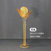 Accessoires de mariage professionnel classique simple fer métal palmier feuille de bananier décoration d'arbre pour usage intérieur extérieur