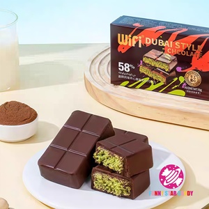 Đồ ăn vặt bán chạy Socola thủ công giòn tan Dubai nhân sô cô la nghiền hạt pistachio ngọt ngào - Product Image 1