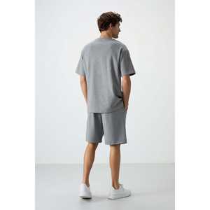 Conjunto de Pantalones Cortos de Algodón Gris Melange para Hombre, Corte Holgado Estilo Bermuda, 100% Algodón, Textura Suave, Cómodo de Usar 85250 - Product Image 1