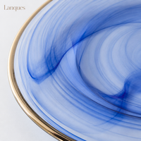 Assiette de présentation en verre bleu tourbillonnant avec bordure dorée ronde, assiette décorative pour la mise en table de mariage
