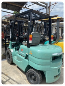 Montacargas Mitsubishi FD30 de Segunda Mano, Capacidad de 3000 kg, Contrapesado, para Almacén - Product Image 2