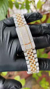 Montre mécanique à quartz en moissanite de luxe simple de haute qualité pour hommes avec des pierres brillantes et un corps en alliage solide - Product Image 4