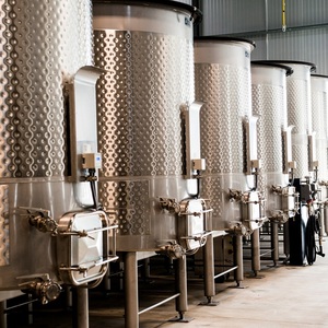1000L 1500L 2000L, soluciones de <span class=keywords><strong>bodega</strong></span> llave en mano, prensa de despalilladora de uva, tanque de fermentación de vino, tanque de mezcla, máquina embotelladora - Product Image 1