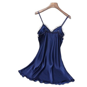 Ensemble deux pièces en fausse soie noire, style européen et américain, élégant et confortable, avec dentelle. - Product Image 5