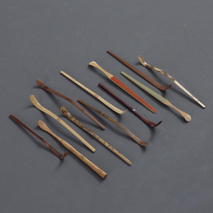 Cuillère à thé en bambou moucheté BAMBUS Chic - Faite à la main, 18 cm (7 pouces), cuillère à thé Gongfu avec motif naturel moucheté pour le matcha - Product Image 2