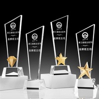 Honneur de cristal personnalisé cadeau d'affaires de haute qualité cristal clair trophée Plaque boucliers et trophée
