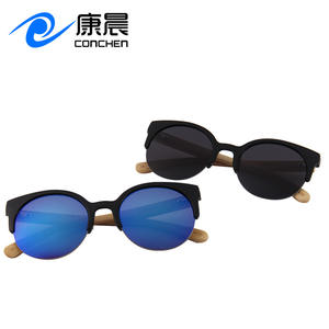 Lunettes de soleil en bois de style européen classique, monture noire, protection UV400, unisexe, branches en bambou, verres en PC - Product Image 5