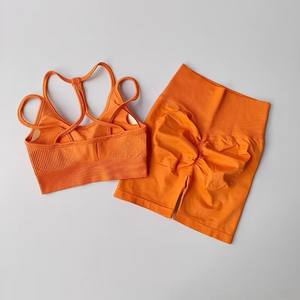 Nouvel Ensemble de Vêtements de Sport Personnalisé pour Femmes : Tenue de Fitness d'Entraînement Sans Couture Comprenant une Brassière de Sport et un <span class=keywords><strong>Short</strong></span> Galbant pour Gym et Yoga - Product Image 3