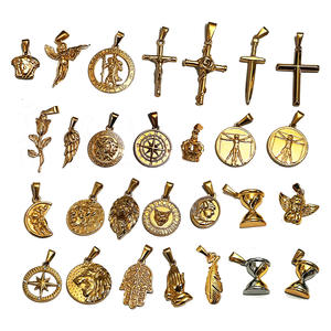 Punk Mode Bijoux St Christophe En Acier Inoxydable Religieux Croix Pendentif 18k Or Boussole Méduse Pendentif Cadeaux Pour Femmes Hommes - Product Image 5