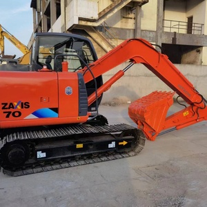 Meilleur prix pour une excavatrice d'occasion Hitachi 70 de 7 tonnes, fabriquée au Japon, de haute qualité, faible nombre d'heures de fonctionnement - Product Image 3