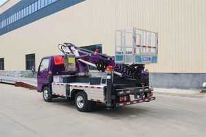 Camion nacelle ISUZU 30M 4x4 32m 34m avec structure de flèche robuste pour les projets d'entretien et d'ingénierie en haute altitude - Product Image 4