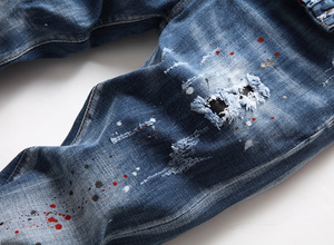 <span class=keywords><strong>Jeans</strong></span> da Uomo Trendy Stonewashed con Motivo Teschio, Traspiranti e Comodi, con Grande Distintivo e Dettagli Strappati - Product Image 5