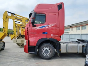 Bas prix bonne efficacité HOWO 8*4 Howo 6x4 371hp 420hp tracteur tête de camion en vente seconde main - Product Image 6