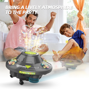 Machine à bulles UFO rotative à 360 degrés unique pour enfants avec lumières LED clignotantes et musique Souffleur de bulles automatique Jouet de fête - Product Image 3