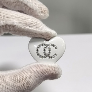 经典时尚心形双环C型镶钻配饰30*25MM，金属装饰贴片用于发饰 - Product Image 2