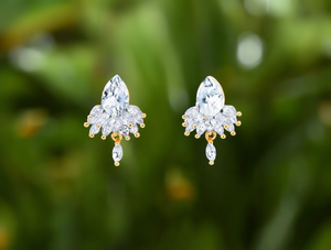 Pendientes con forma de flor, chapados en oro, aleación de metales preciosos, cristal, joyería para fiesta, unisex - Product Image 2