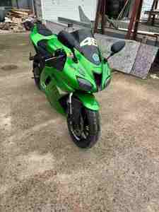 Motocicleta Todoterreno Kawasaki <span class=keywords><strong>de</strong></span> Segunda Mano a <span class=keywords><strong>Precio</strong></span> Económico, 600cc, Cuatro Cilindros, Refrigerada por <span class=keywords><strong>Agua</strong></span>, Inyección Electrónica <span class=keywords><strong>de</strong></span> Combustible en Venta - Product Image 3