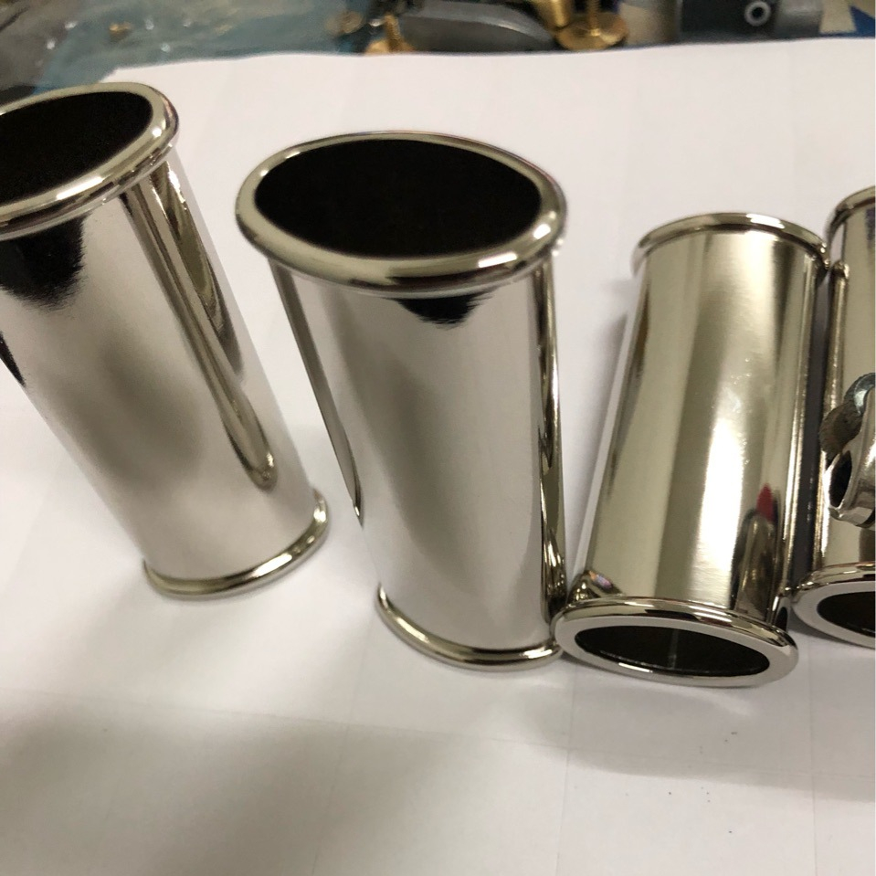 Оптовая продажа, лидер продаж в США, J6 среднего размера, простой серебряный чехол с зажигалкой, металлический чехол с зажигалкой