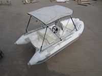 Bateau pneumatique semi-rigide populaire de 12,8 pieds RIB390 à vendre