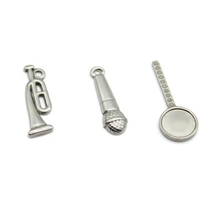 Anno Jewelry Stainless Steel Oval Pendant With Loop For DIY Jewelry Making 20mm X 15mm Ornate Frame Design - Product Image 3