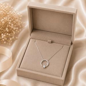 Collar con Colgante de Diamante Corte Esmeralda en Oro Rosa de 9K, Cadena Delicada, Diseño Geométrico Minimalista, Joyería Fina, Regalo para Mujer - Product Image 3