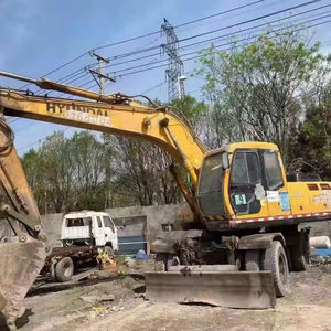 Pelle pelleteuse multifonction sur chenilles originale de la Corée Hyundai 210 à haut rendement Hyundai en bon état en vente - Product Image 1