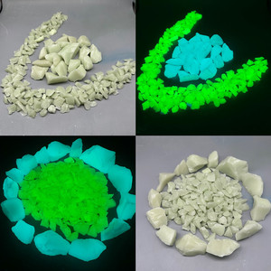 Groothandel Lichtgevende Kunststenen Aangepaste Vormen/Kleuren Gloeien Donker Voor Buitengebruik 8-10 Uur Voor Exterieur Kasseien/Kiezelglas - Product Image 5