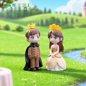 Nuovi ornamenti da giardino in plastica a forma di paesaggio con coppia di principi e principesse, decorazioni fai da te per torte a forma di cuore, artigianato decorativo per ragazze. - Product Image 4