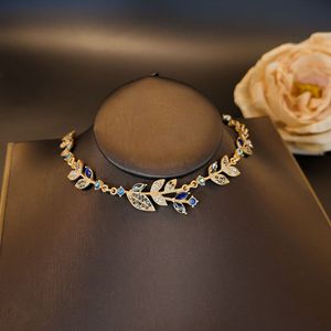 KAMMY Ensemble de bijoux pour femmes, exquis et élégant, avec des boucles d'oreilles, des bracelets et des colliers en feuilles de bambou serties de diamants - Product Image 6