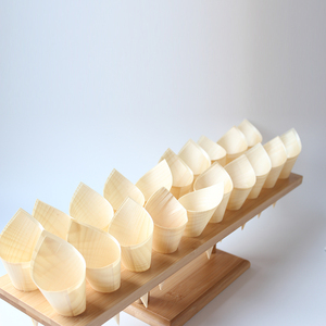 Jimao Cône de crème glacée en bois de pin naturel <span class=keywords><strong>jetable</strong></span> promotionnel pour les fêtes - Product Image 1