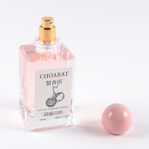 Flacon de parfum de luxe pour femme en gros, 50 ml, transparent, élégant, rose, flacon de parfum en verre carré avec emballage boîte - Product Image 3
