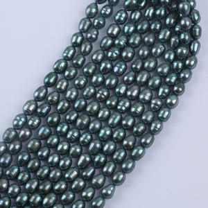 Perles d'eau douce en forme de riz vert pistache en gros, 18 cm 7-8 mm, naturelles, semi-finies, matière première pour bijoux DIY - Product Image 1