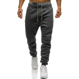 กางเกงจ็อกเกอร์ผู้ชายขายดี รับสกรีนโลโก้ ผลิตจากวัสดุรักษ์โลก สไตล์ลำลอง ใส่เล่นกีฬา ไซส์ใหญ่ น้ำหนักเบา ดีไซน์เอวกลาง - Product Image 2