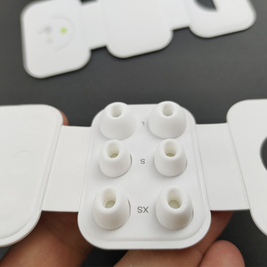 Embouts d'oreille en silicone de qualité supérieure de <span class=keywords><strong>source</strong></span> d'usine pour <span class=keywords><strong>AirPods</strong></span> <span class=keywords><strong>Pro</strong></span> 6 embouts d'oreille de remplacement L/S/XS taille identique à l'original - Product Image 4