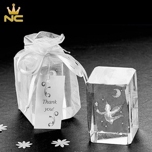 Economico Fermacarte in Cristallo K9 Inciso in 3D con Croce, Angelo, Rosa e Gesù Cristo, Personalizzabile, Regalo per Bomboniere Nuziali, Articolo Religioso - Product Image 4